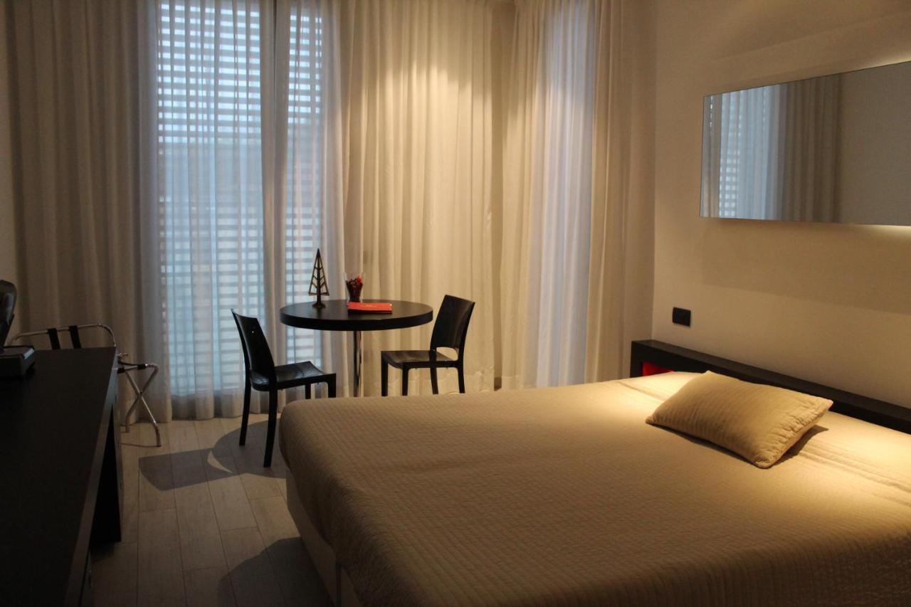Blue Shades Hotel Pisa Eksteriør billede