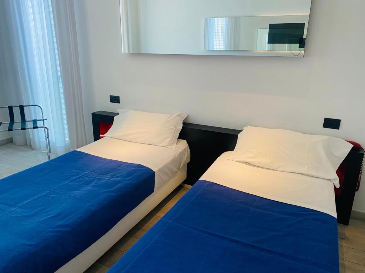 Blue Shades Hotel Pisa Eksteriør billede